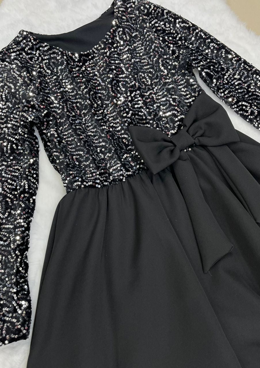 ✨ Robe enfant élégante noire – Dentelle & nœud couture